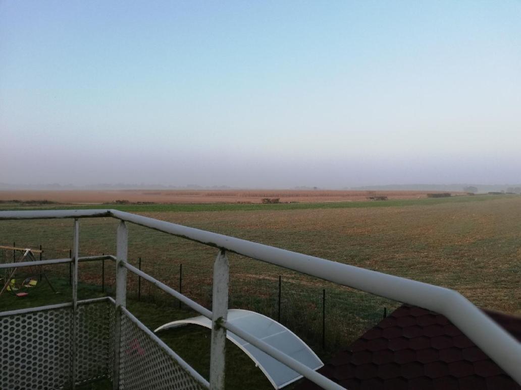 Bed and Breakfast Les Fermiers Giremoutiers Exteriér fotografie